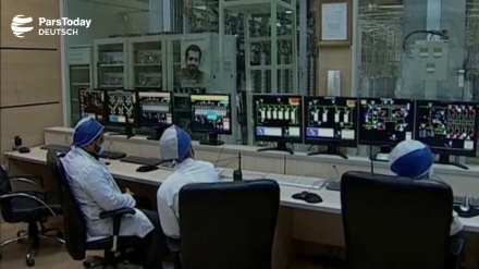 4. Schritt: Iran reduziert nukleare Verpflichtungen