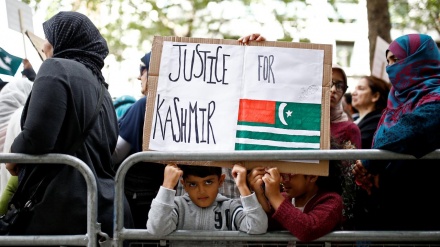 Facebook entfernt WhatsApp-Konten von Kashmiris