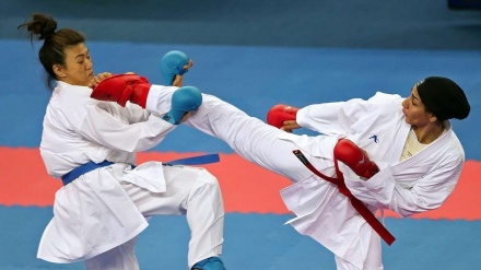 Karate 1-Premier League Turnier in Paris: Iranerin Abbasali gewinnt Gold