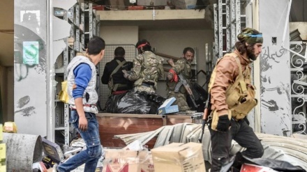 Unter türkisch unterstützten Militanten kommt es zu Streitigkeiten über gestohlene Gegenstände in Nordsyrien