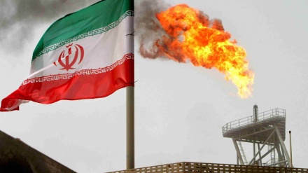 Klage gegen vier Amerikaner wegen Kaufs von iranischem Rohöl