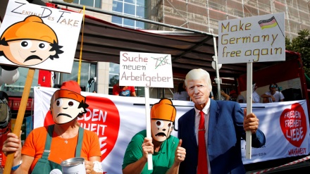 Donald Trump ist schreckenerregender als das Coronavirus, sagen die Deutschen