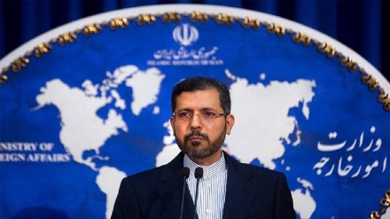 Iran über theatralisches Getue der USA: Sanktionen sind nur in Pompeos imaginärer Welt zurück