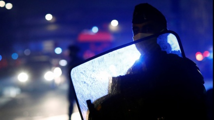 4 französische Polizisten wegen Gewalt gegen Schwarzen angeklagt - 2 in Gewahrsam