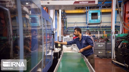 Iran senkt Importe um 10 Mrd. USD angesichts des Wachstums im verarbeitenden Gewerbe