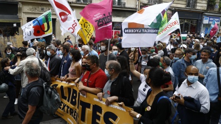 Zehntausende demonstrieren in Frankreich gegen Rechtsextremismus