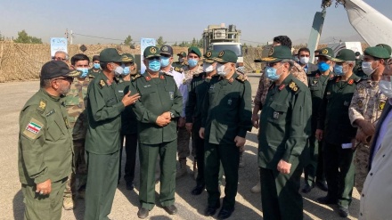 Iran: Übergabe von modernen Verteidigungswaffen an Revolutionsgarden