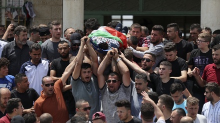 Palästinenser beerdigen 17-Jährigen, der von israelischen Truppen erschossen wurde