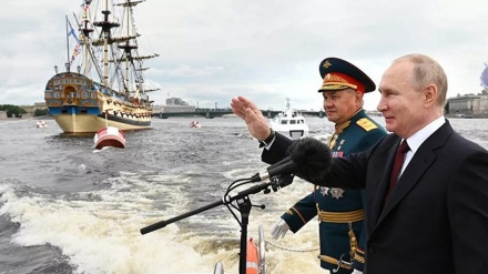 Putin: Russische Marine kann bei Bedarf unvermeidlichen Angriff durchführen