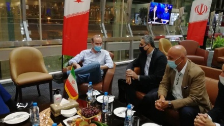Ausländische Amtsträger treffen zur Teilnahme an Amtseinführung von Ebrahim Raisi ein