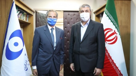 Irans Nuklearchef begrüßt „konstruktive“ technische Gespräche mit IAEA-Chef Grossi in Teheran