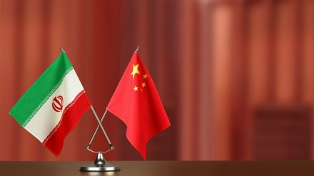 Außenminister Irans und Chinas sprechen sich für Umsetzung des 25-jährigen Kooperationsdokuments aus 