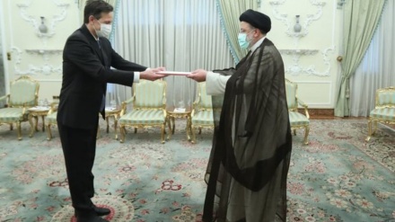 Raisi: Die Schweiz hat immer eine positive Rolle bei der Friedensförderung gespielt 