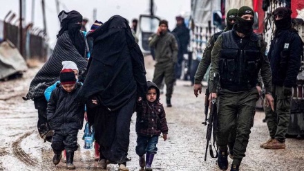 US-Streitkräfte bringen IS-Mitglieder aus einem Lager in Syrien in das irakische Mosul