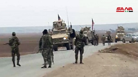 Syrische Armeekräfte sperren US-Besatzungstruppen in Hasaka den Weg ab