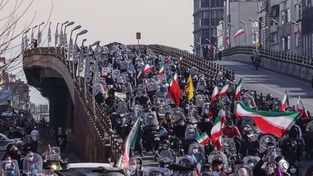 Iran begeht den 43. Jahrestag der Islamischen Revolution mit landesweiten Kundgebungen