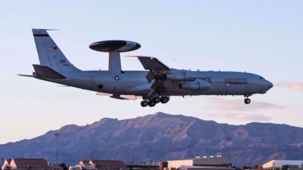 US-Senatoren: Einführung von Flugverbotszone über Ukraine „bedeutet Beginn des Dritten Weltkriegs“