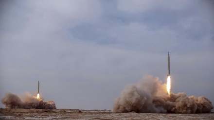 Sepah-Kommandeur: Iran kann gleichzeitig 60 Drohnen von unterirdischer Basis ohne Zielbeschränkung starten