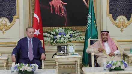 Türkischer Präsident in Saudi-Arabien bei seinem ersten Besuch seit Mord an Khashoggi
