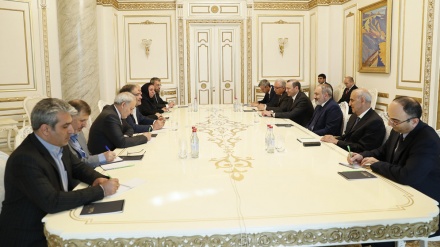 Armeniens Premierminister begrüßt iranische Firmen bei Infrastrukturprojekten