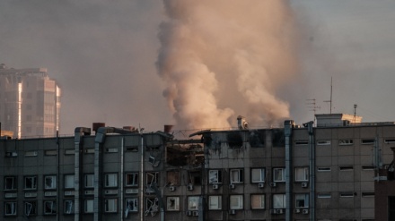 Mehrere Explosionen fegen durch Kiew, während im Donbass heftige Kämpfe toben