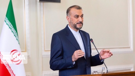Außenminister: Iran erhält neue US-Botschaft, wird Verhandlungen weder verlassen noch Amerikanern Zugeständnisse machen