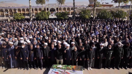 Iraner verabschiedeten sich endgültig von Opfern des Terroranschlags auf den Schrein von Shah-Cheragh
