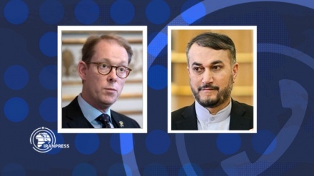 Außenminister Amir-Abdollahian spricht mit seinem schwedischen Amtskollegen über Koran-Schändungen