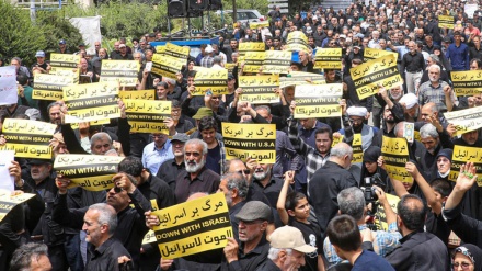 Millionen demonstrieren in ganz Iran, um Schändung des Korans in Schweden zu verurteilen