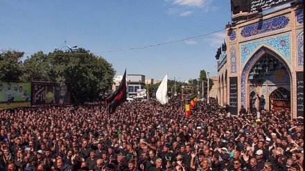 Iraner und Muslime begehen weltweit Aschura und betrauern Märtyrertod von Imam Hussein