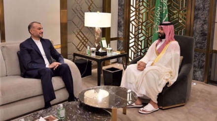 Iranischer Außenminister trifft saudischen Kronprinzen