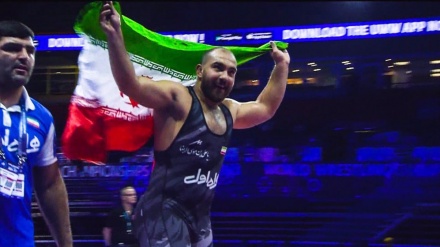 Iranischer Ringer Zare holt Goldmedaille bei Weltmeisterschaft 2023