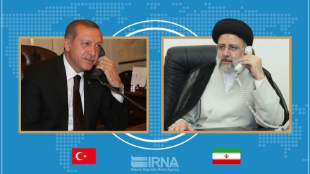 Präsident Raisi berät sich mit Erdogan über die aktuellen Entwicklungen in der Region