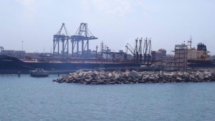 Indische Arbeiter weigern sich Waffenladungen für Israel abzufertigen