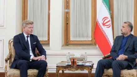 Außenminister Amir-Abdollahian verurteilt US-Luftangriffe auf Irak und Syrien