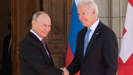Putin: Ich ziehe Biden als „berechenbaren“ Präsidenten vor