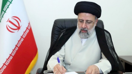 Raisi würdigte Präsenz und leidenschaftlichen Einsatz der Menschen beim Marsch am 22. Bahman