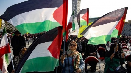 Familien der Märtyrer aus Gaza zu Gast in Teheran