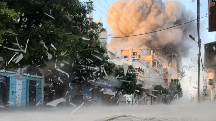 Das Blutbad geht weiter, während israelische Panzer im Zuge der Waffenstillstandsverhandlungen immer tiefer in Gaza vordringen