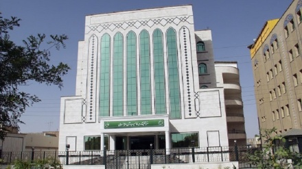 Pakistanische sunnitische Gelehrte und Freitagsimame besuchen das Noor Forschungszentrum in Iran