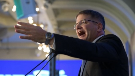 Polnische Menschenrechtsorganisationen fordern Verhaftung des kriminellen israelischen Bildungsministers 