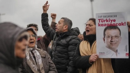 Proteste in der Türkei nach Festnahme von Erdogan-Rivalen