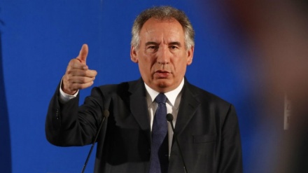 800 Milliarden-Euro-Verteidigungsplan der EU / Bayrou: Amerikanische Waffen müssen ersetzt werden