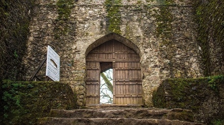 Diese geheimnisvolle persische Burg versetzt Sie zurück in die Antike + Bilder