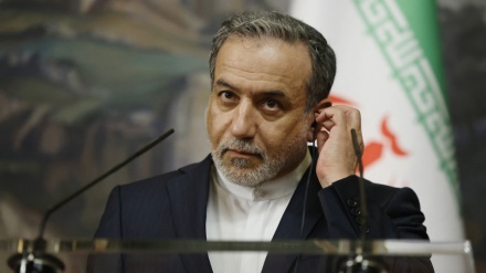 Iranischer Außenminister „zufrieden“ mit Fortschritten bei Gesprächen mit den USA