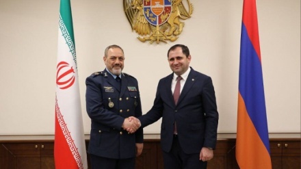 Irans Verteidigungsminister bei Treffen mit armenischem Amtskollegen: „Wir lehnen jede Veränderung internationaler und geopolitischer Grenzen in der Region ab“
