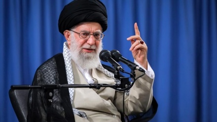 Ayatollah Khamenei: Das zionistische Regime muss mit einer harten Bestrafung rechnen