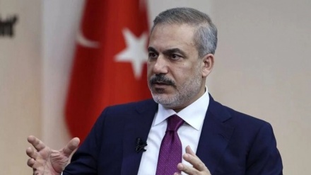 Fidan: Wenn Syrien in Richtung Zerfall driftet, greifen wir ein / Massaker an 1.426 Alawiten im März in Syrien