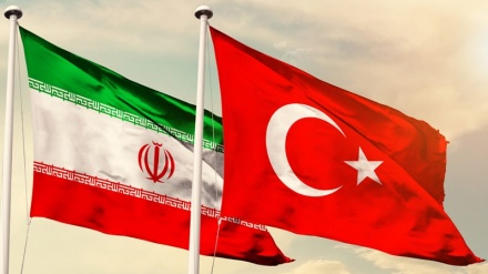 Ankara an der Seite Teherans: Einigkeit unter türkischen Parteien in der Verurteilung der zionistischen Aggression gegen Iran