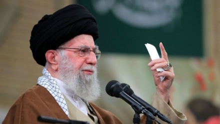 Die Gedanken von Ayatollah Khamenei | Reiner Islam im Gegensatz zum „amerikanischen Islam“ – Sie fürchten den reinen Islam